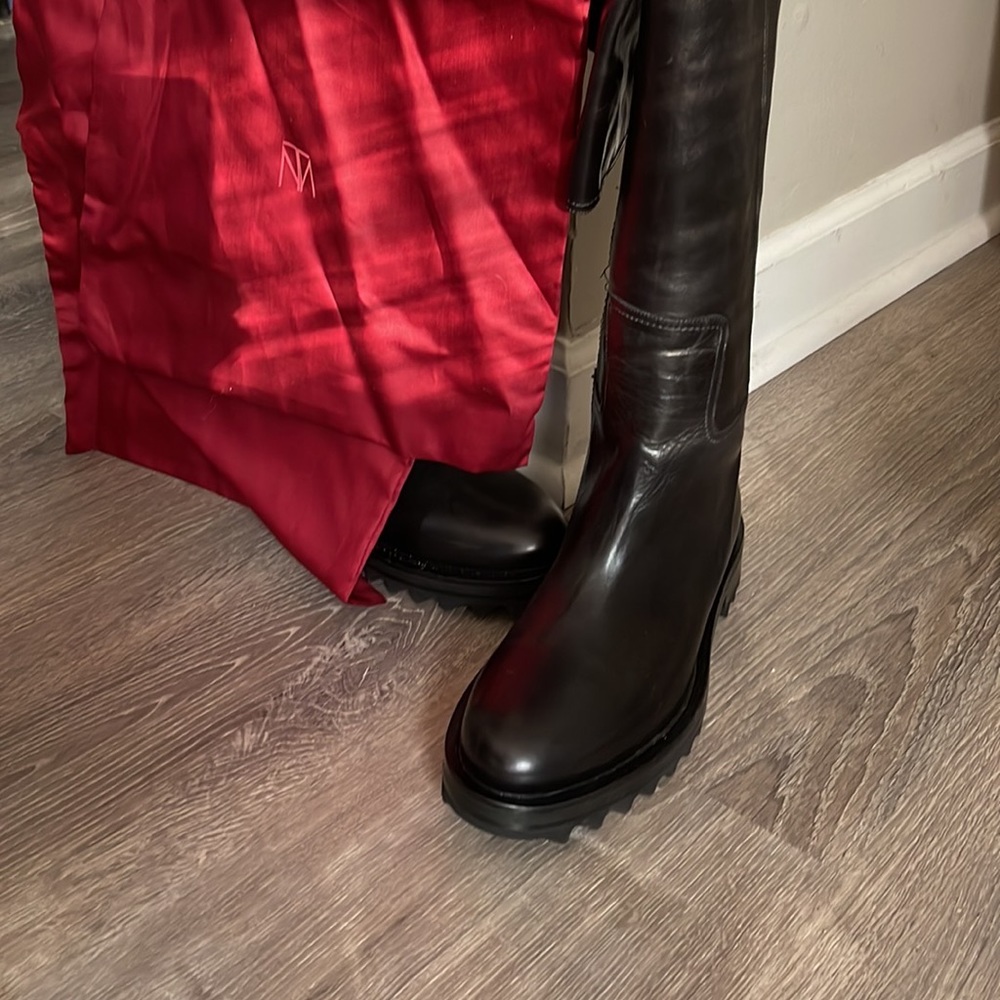 Gorgeous Black Leather Thigh High Boot